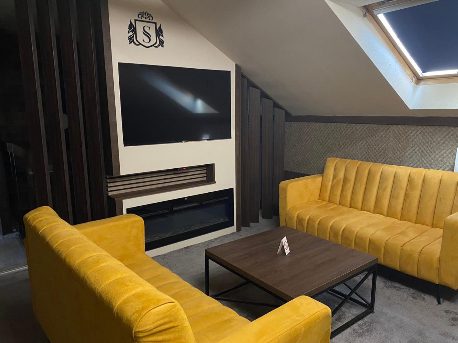 Hotel Stari Krovovi Veternik Extérieur photo